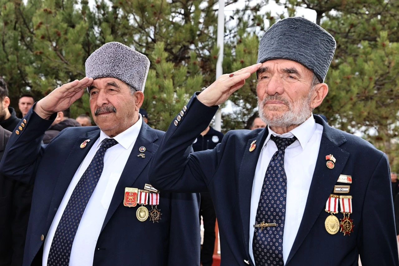 Sivas'ta şehitlerimiz için tören düzenlendi 5