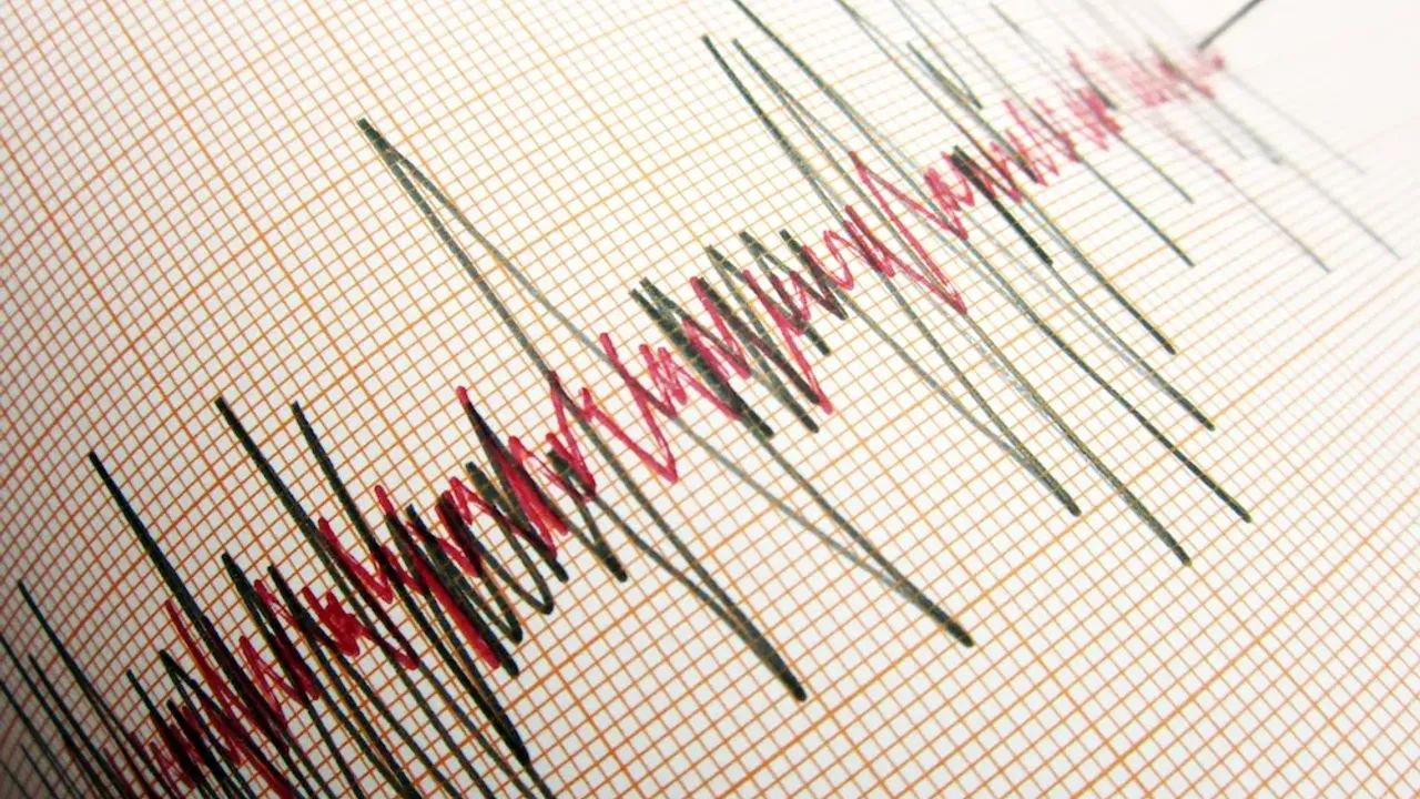 Marmara Denizi'nde Deprem Fırtınası! İstanbul Silivri Açıkları Gün Boyunca Sallandı! 2