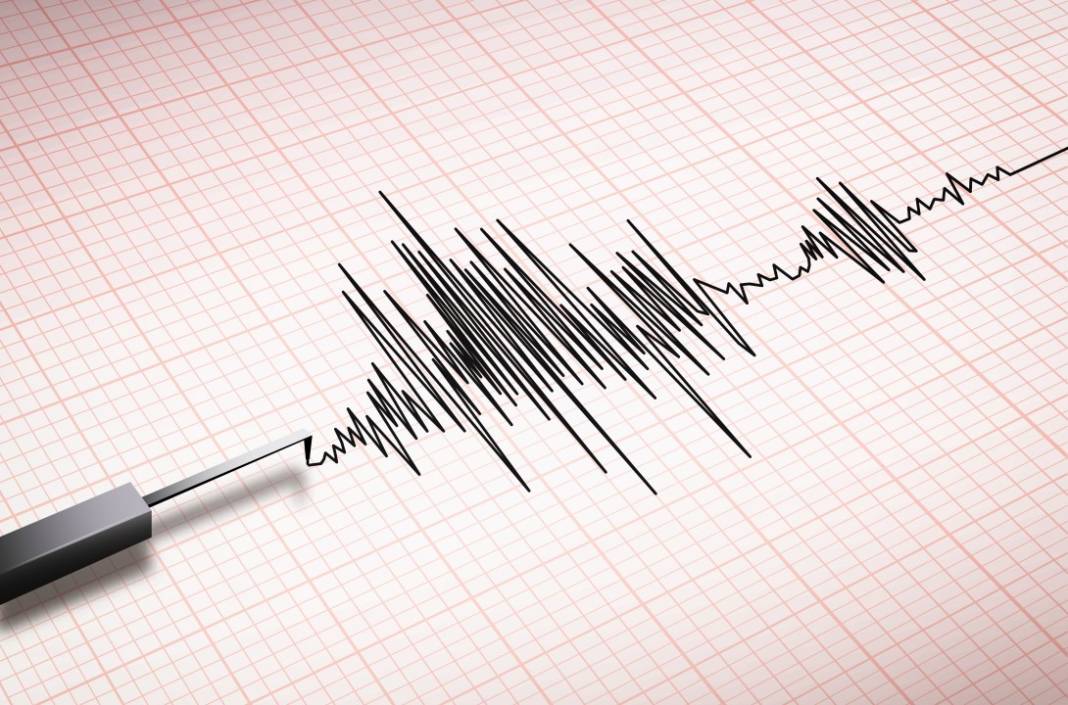 Akdeniz Girit Açıklarında 3.2 Büyüklüğünde Deprem! 1