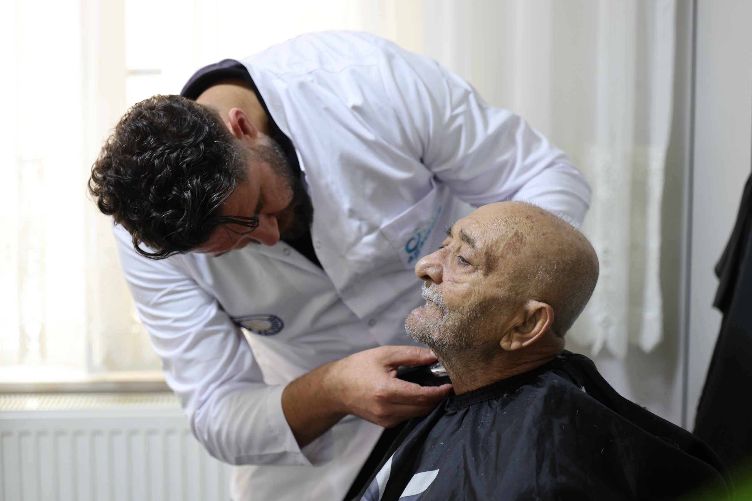 Sivas'ta 86 yaşındaki Mahmut amcanın yüzü güldü