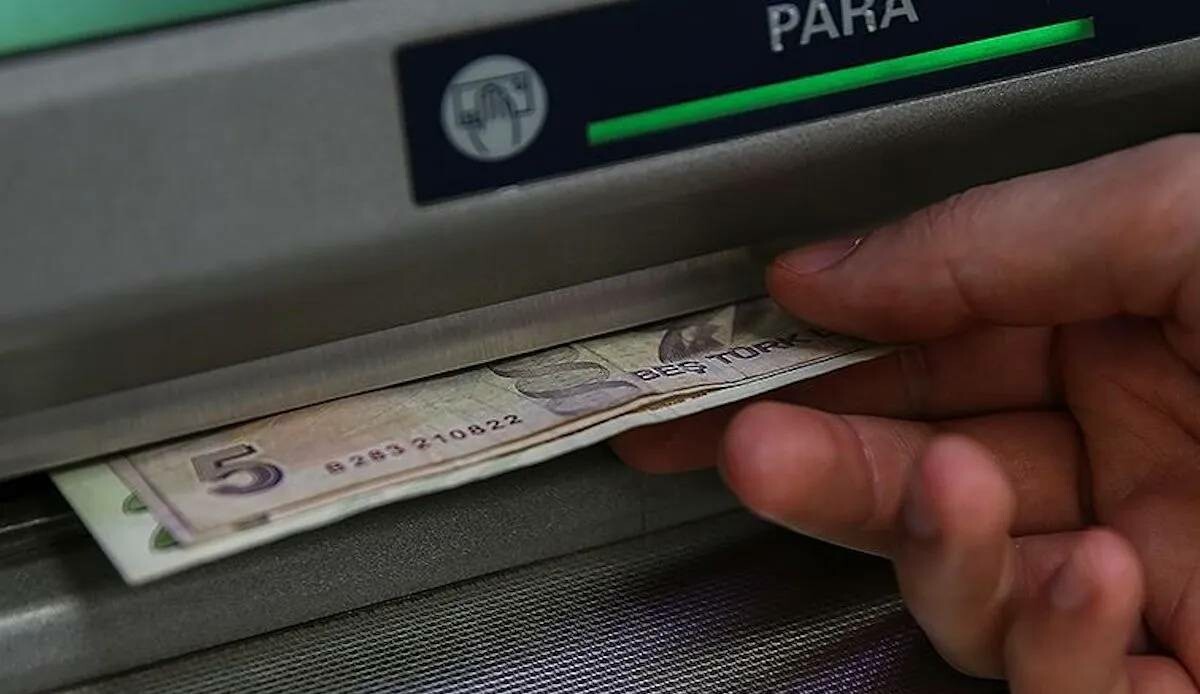 Sivas'ta ailelere nefes aldıran yardım! Hesaplara 20 milyon TL yatırıldı