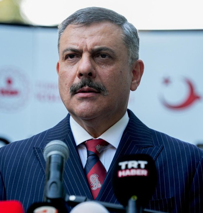 Bakan Çiftçi'den hayvanseverlere dikkat çeken çağrı: "Dışarıdan gazel okumak kolay, gelip sahiplenin!"