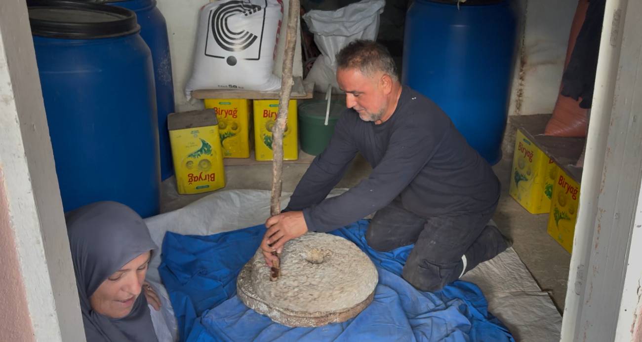 90 yıllık geleneği taş değirmende yaşatıyorlar