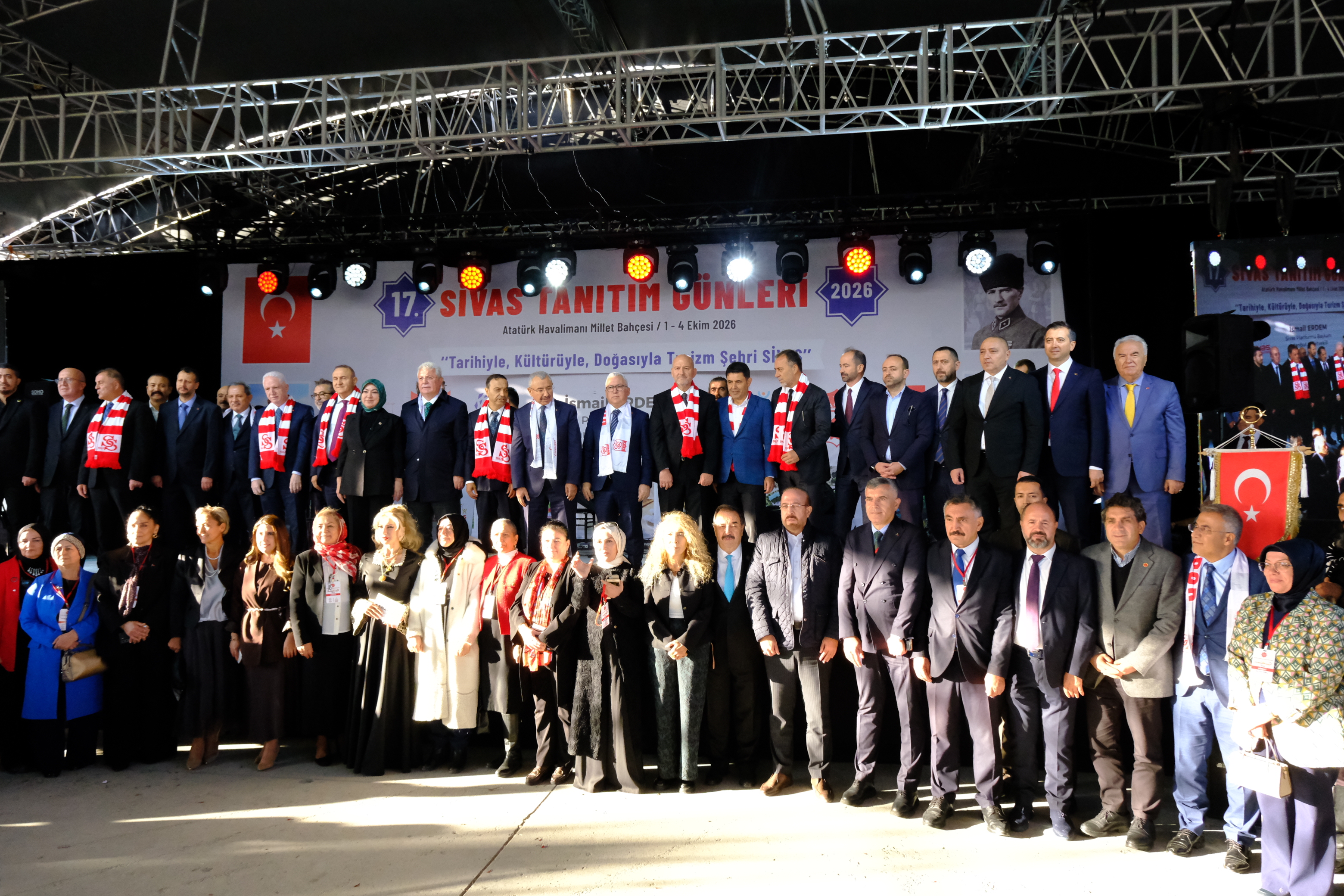 17. Sivas Tanıtım Günleri İstanbul'da Yoğun Katılımla Açıldı!