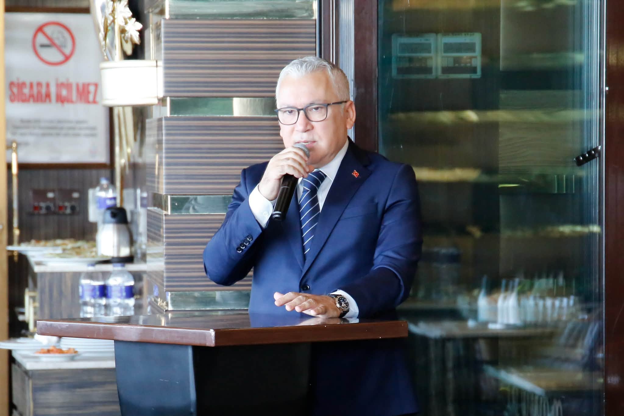 Vali Şimşek, İstanbul’daki Sivaslılarla bir araya geldi