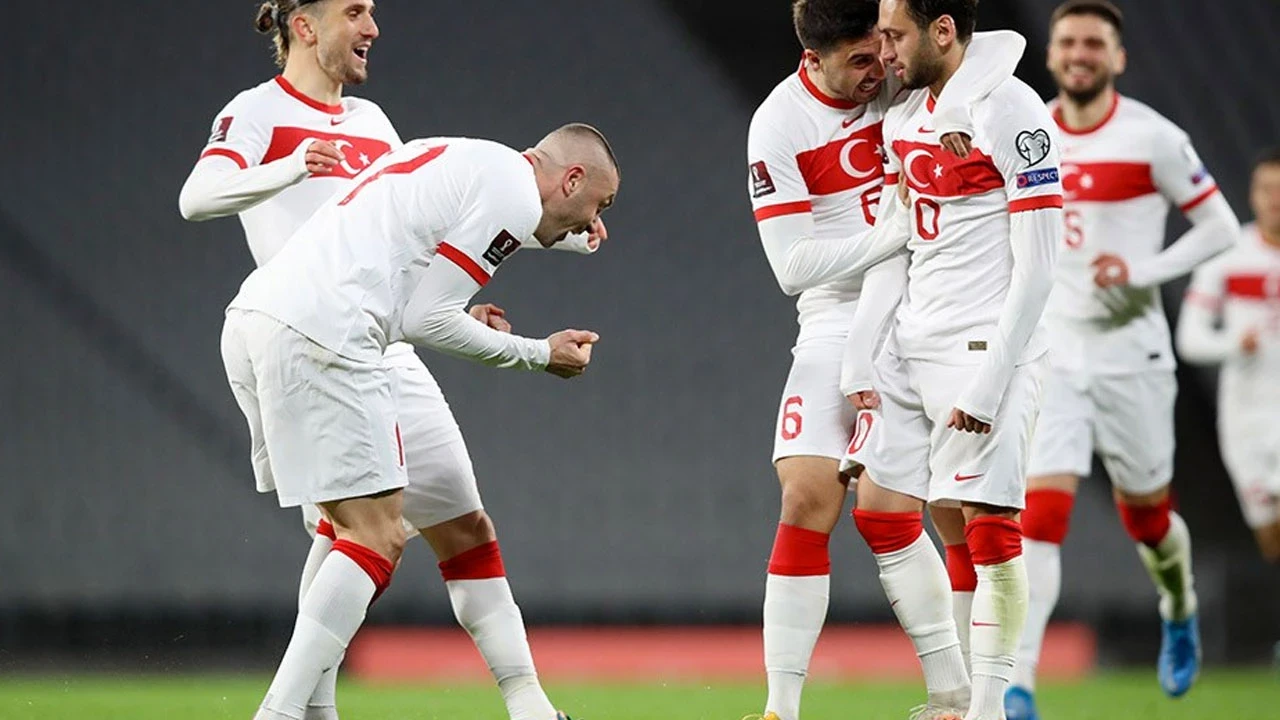 A Milli Takım’a Kötü Haber! 2 İsim İdmanı Tamamlayamadı!