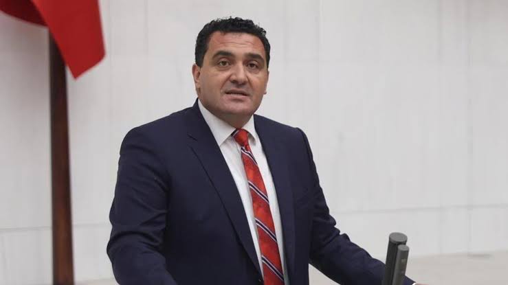 "İnsanların geleceği  30 saniyeye sığdırılamaz"