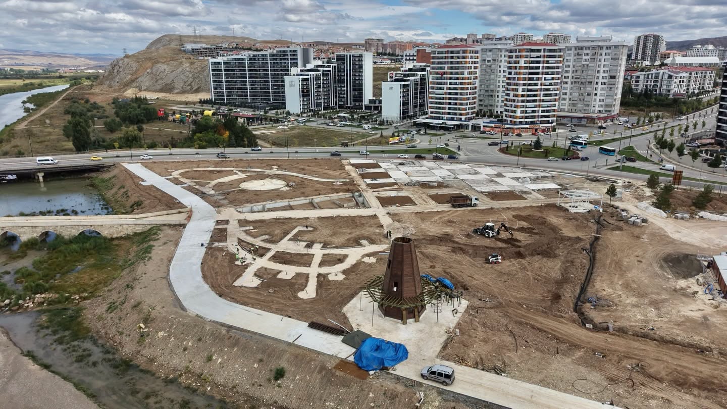 Sivas Belediyesi’nden kent genelinde dört koldan çalışma