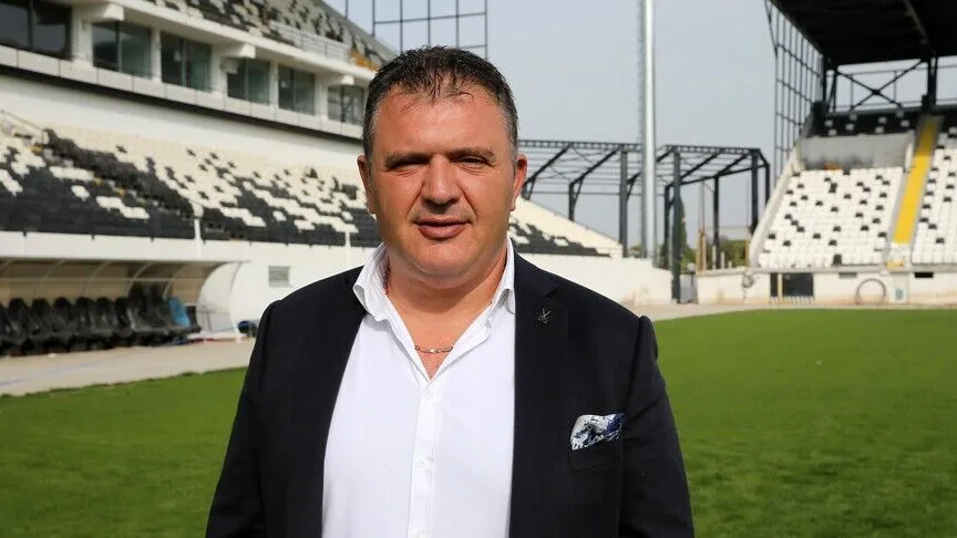 Aktan, görevinden istifa etti