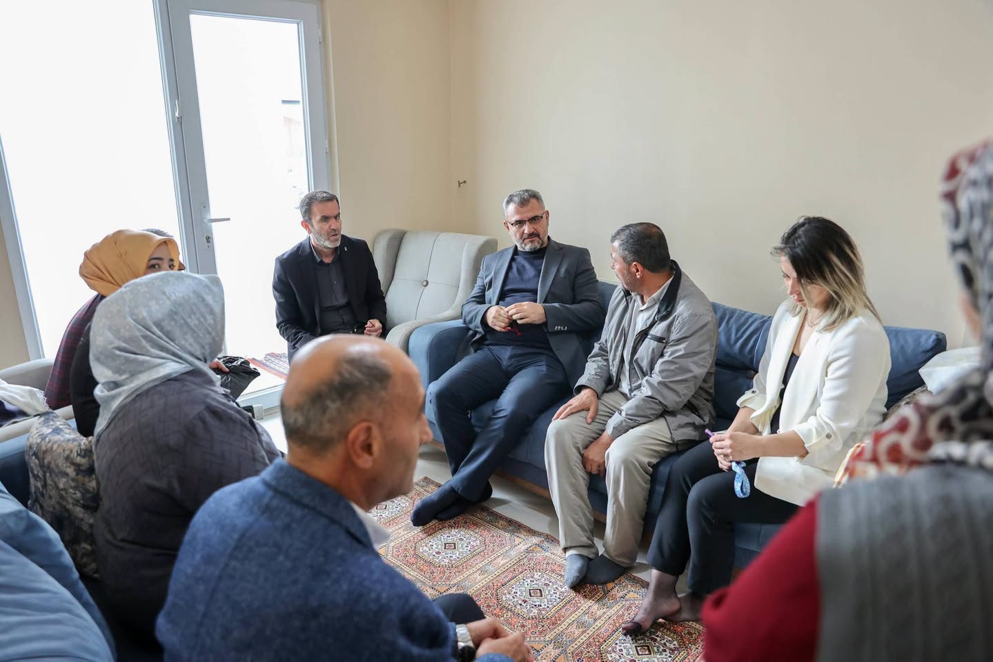 AK Parti Sivas Teşkilatından Yüceyurt Mahallesi’ne Ziyaret!