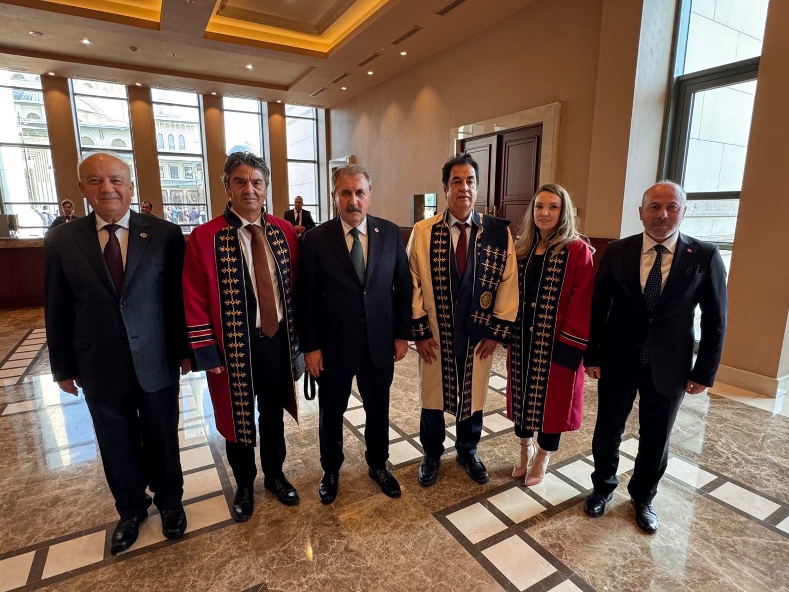 Şengönül, akademik  yıl açılışına katıldı