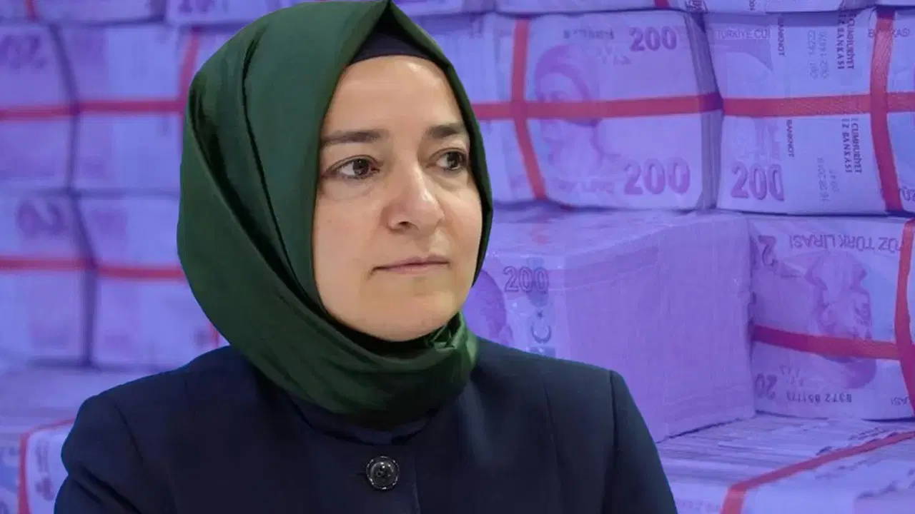 Fatma Betül Sayan Kaya AK Parti’den İstifa Etti!