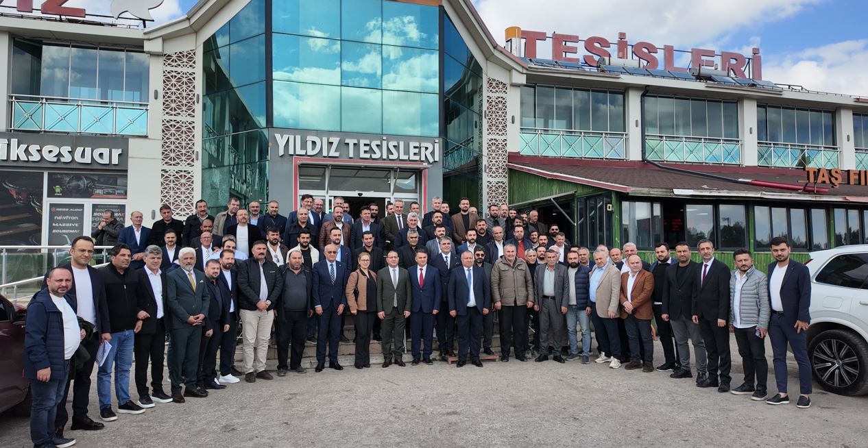 "Üyelerimizi seçimden seçime hatırlamak bize yakışmaz"