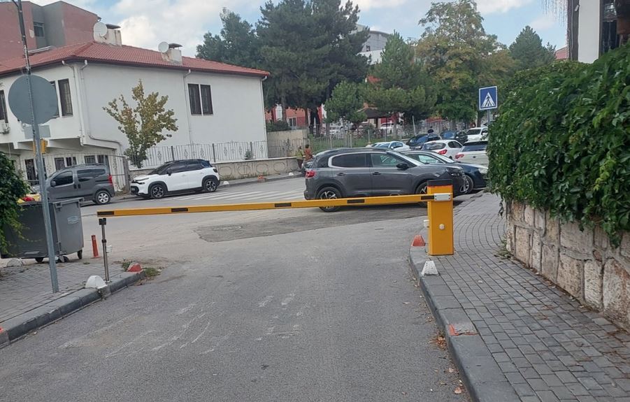 Sivas'ta bariyer tepkisi!