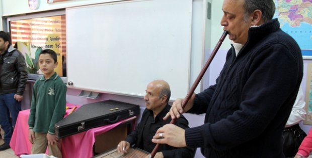 Öğrenciler Mevlana´yı Unutmadı