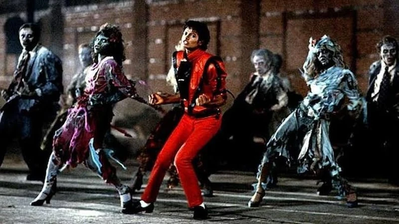 Michael Jackson'ın Efsane Kırmızı Ceketi Yeniden Satışta! 10 Milyon Doları Aşması Bekleniyor!