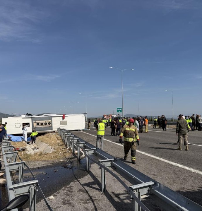 Feci kaza: 11 kişi hayatını kaybetti, 37 yaralı