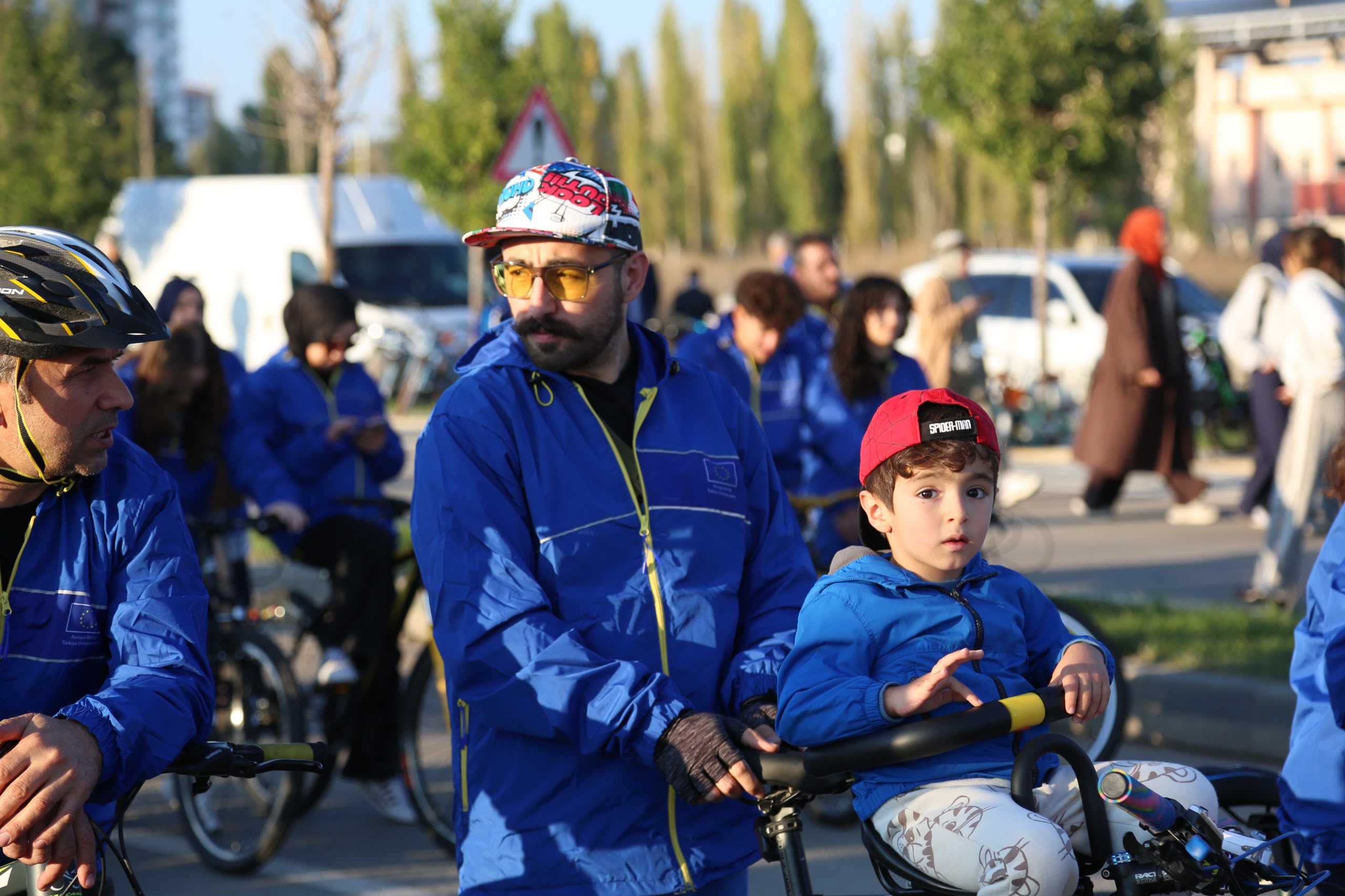 Sivas’ta yüzlerce kişi çevre dostu ulaşım için pedal çevirdi