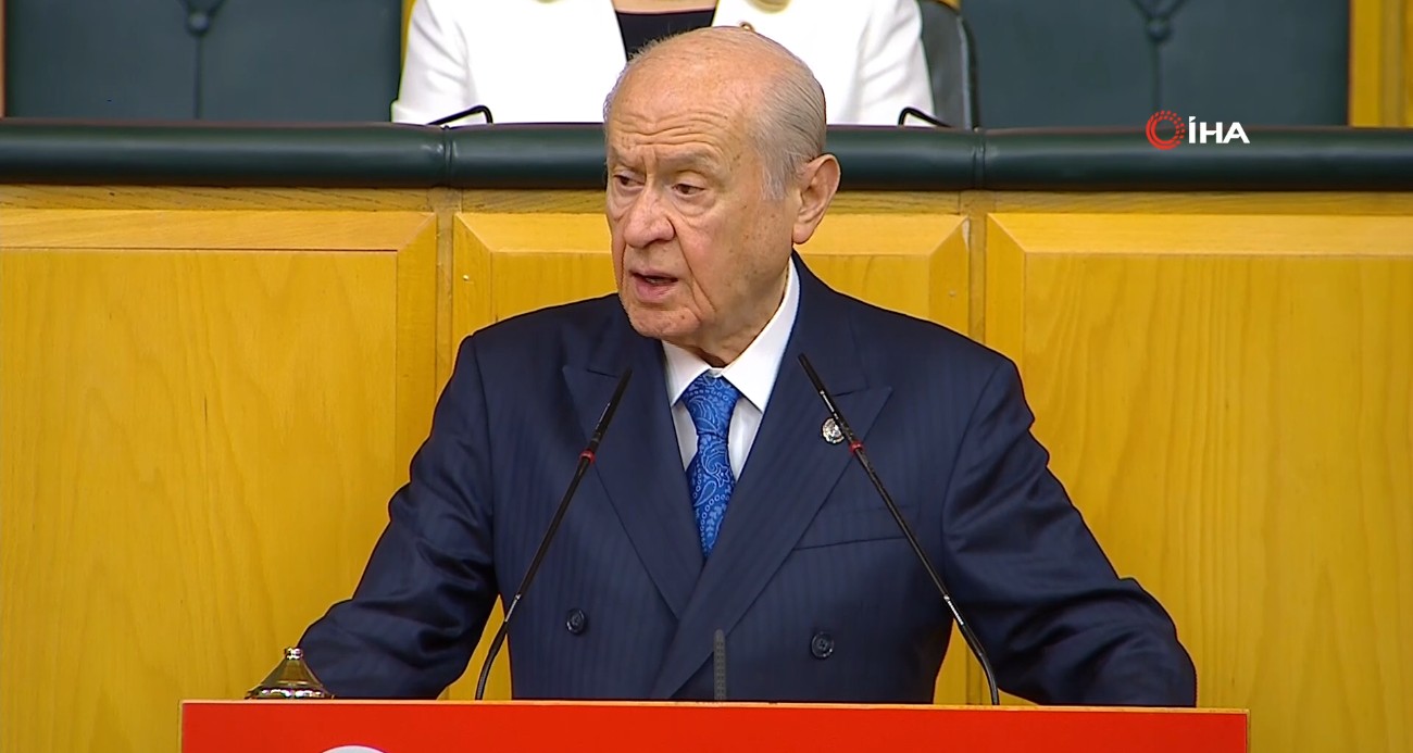Bahçeli'den Yunanistan'a diyalog çağrısı