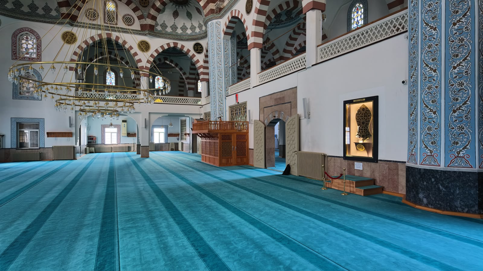 Sivas Paşa Camii'nde Sakal-ı Şerif Tartışması Yeniden Gündemde!