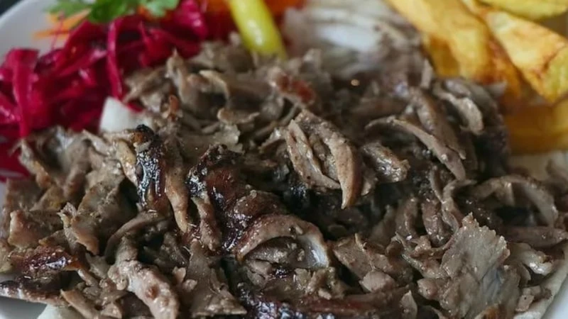 Ticaret Bakanlığı'ndan Yeni Karar! Hamburger, Döner ve Köftede Et Gramajı Açıklanacak!