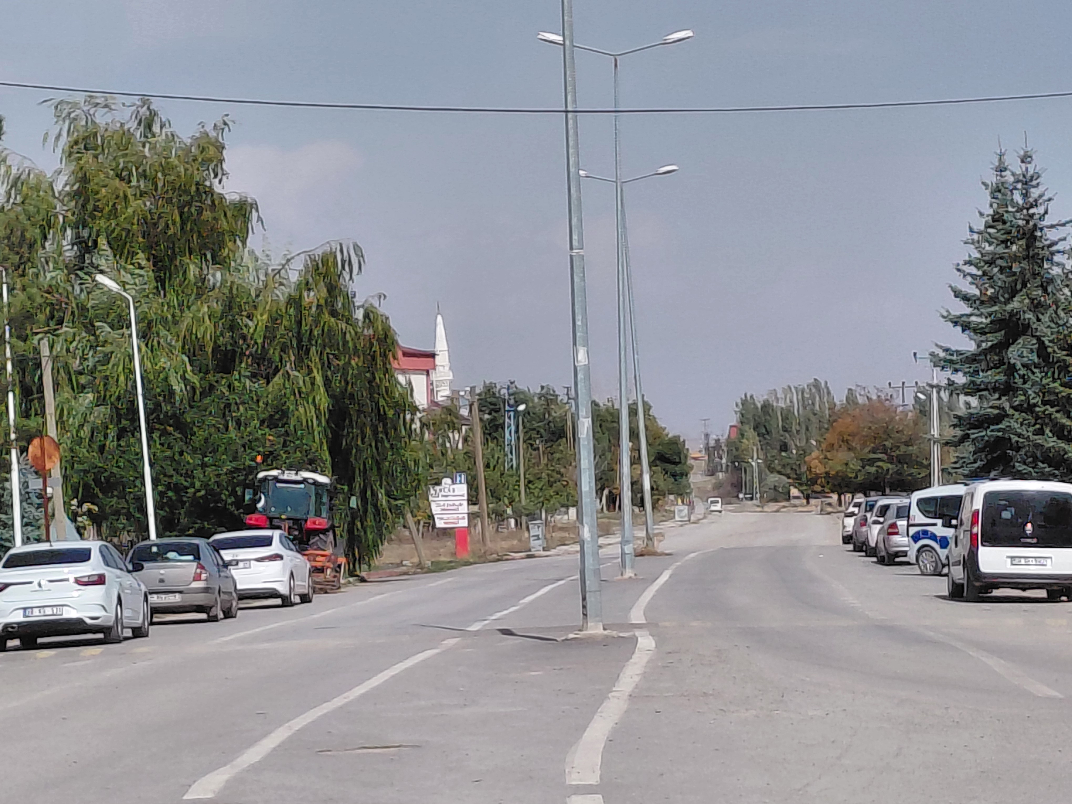 Ulaş'ta cadde aydınlatmaları yenilenecek