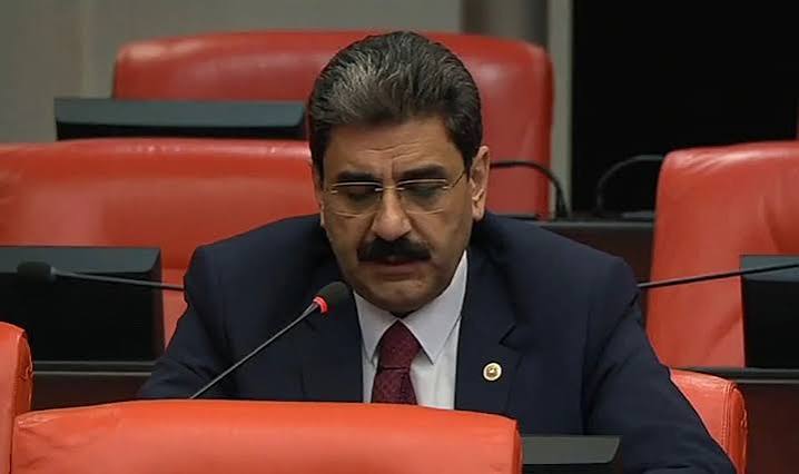AK Parti Sivas Milletvekili Hakan Aksu'dan Halil Uğur İçin Taziye Mesajı!