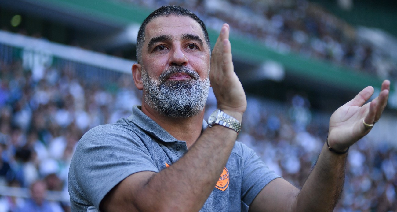 Arda Turan, teknik direktörlük kariyerinde ilk Şampiyonlar Ligi galibiyetini aldı