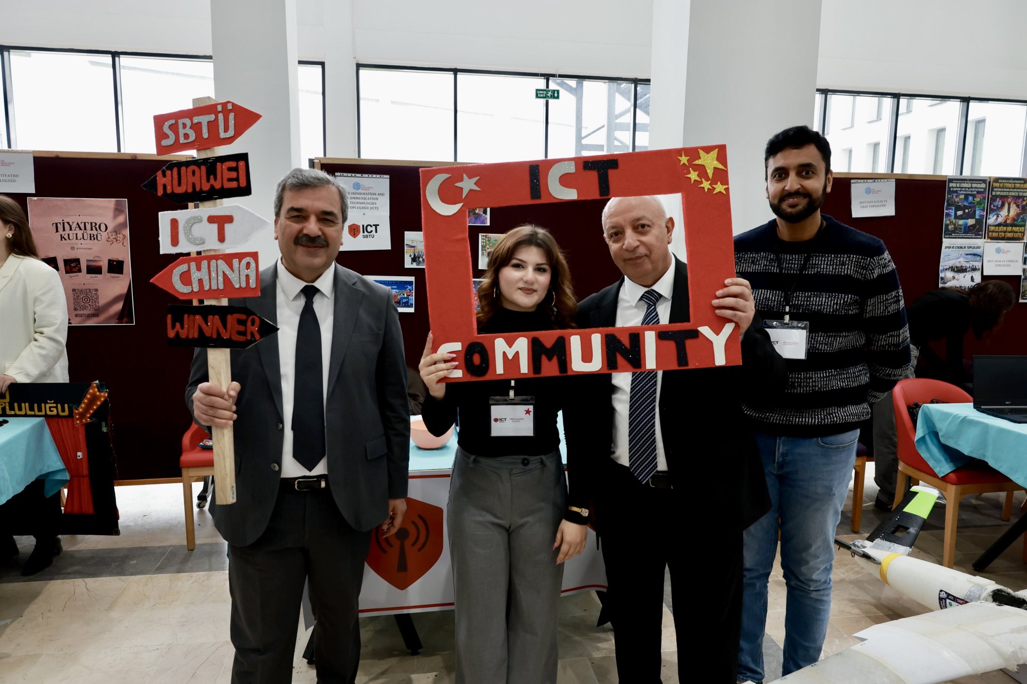 Dersler ve sınavlar bir kenara bırakıldı! SBTÜ'de renkli görüntüler sahne oldu!