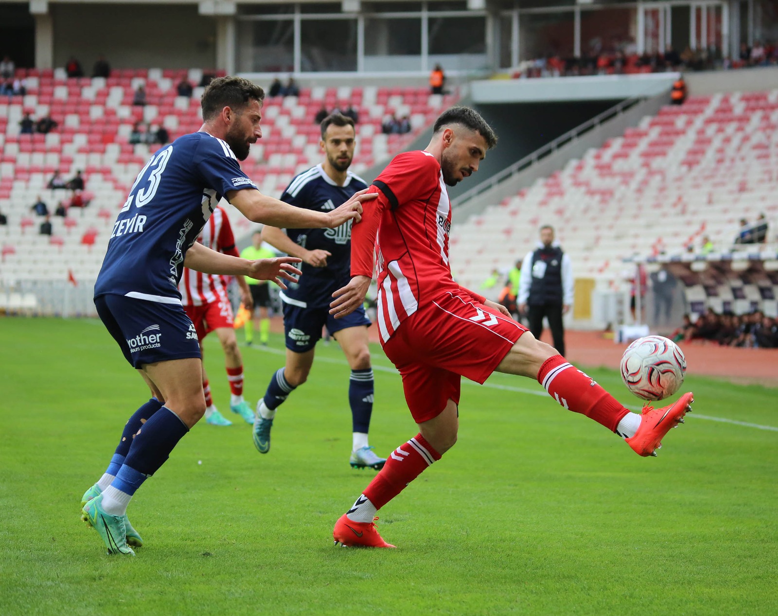 Sivas'ta ilk yarı berabere bitti: 1-1