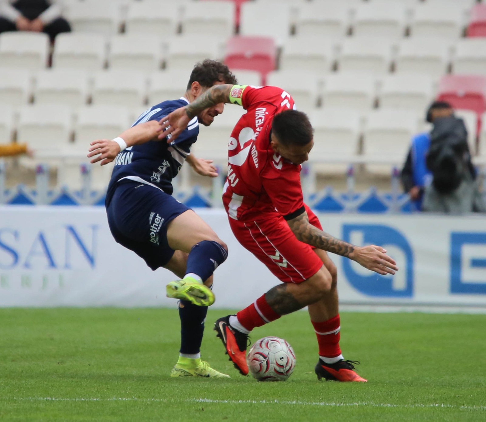 Sivas'ta puanlar paylaşıldı: Sivasspor 1 Sarıyer 1