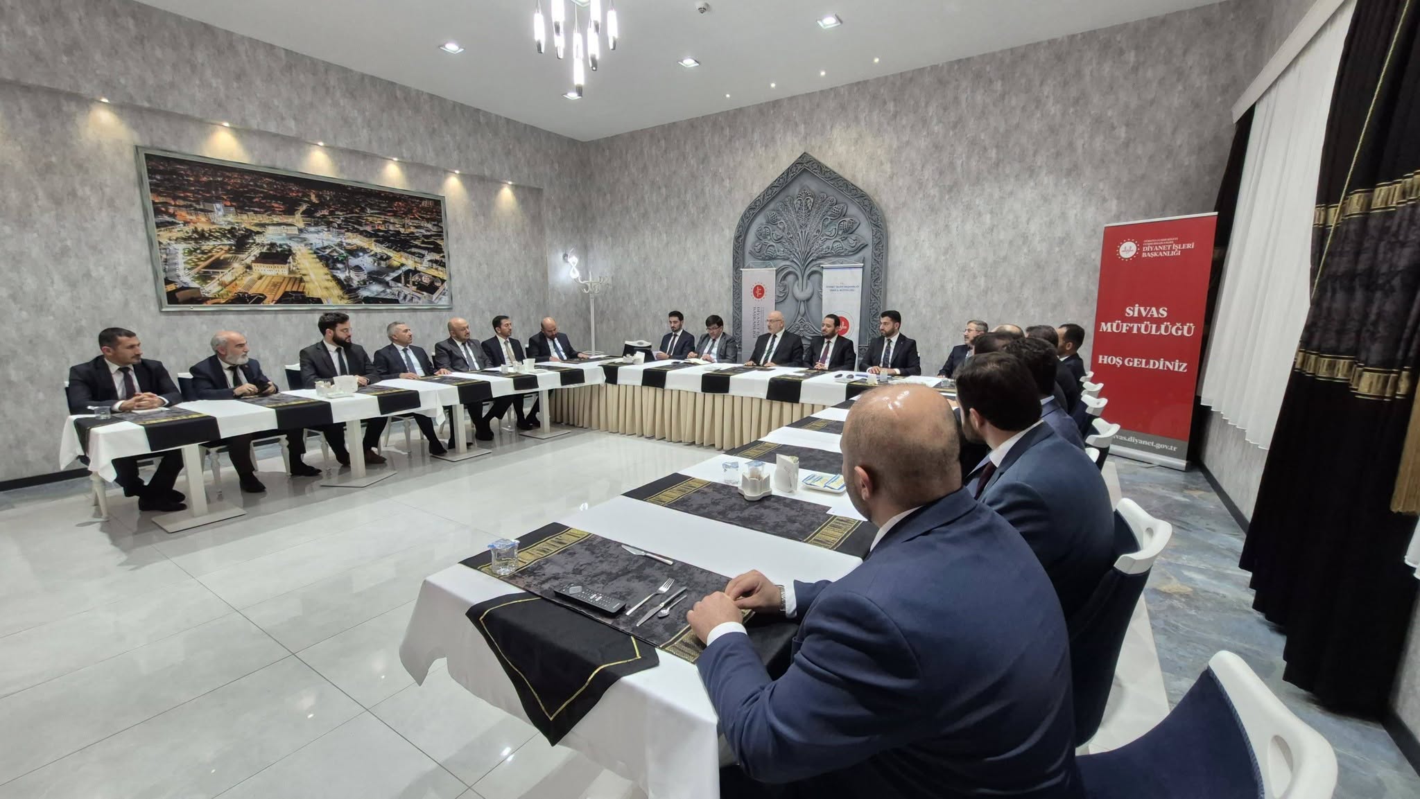 Sivas'ta din hizmetleri ve kurumsal gelişim masaya yatırıldı