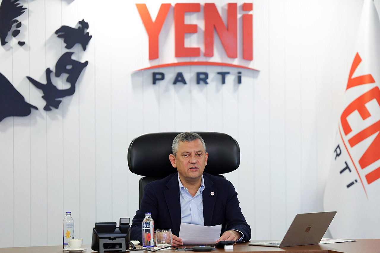 Özel, Sosyalist Enternasyonal toplantısına çevrim içi katıldı