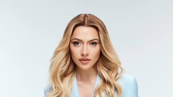 Sivaslı Hadise'den Annelik Açıklaması! En Az Bir Çocuğum Olsun İstiyorum!