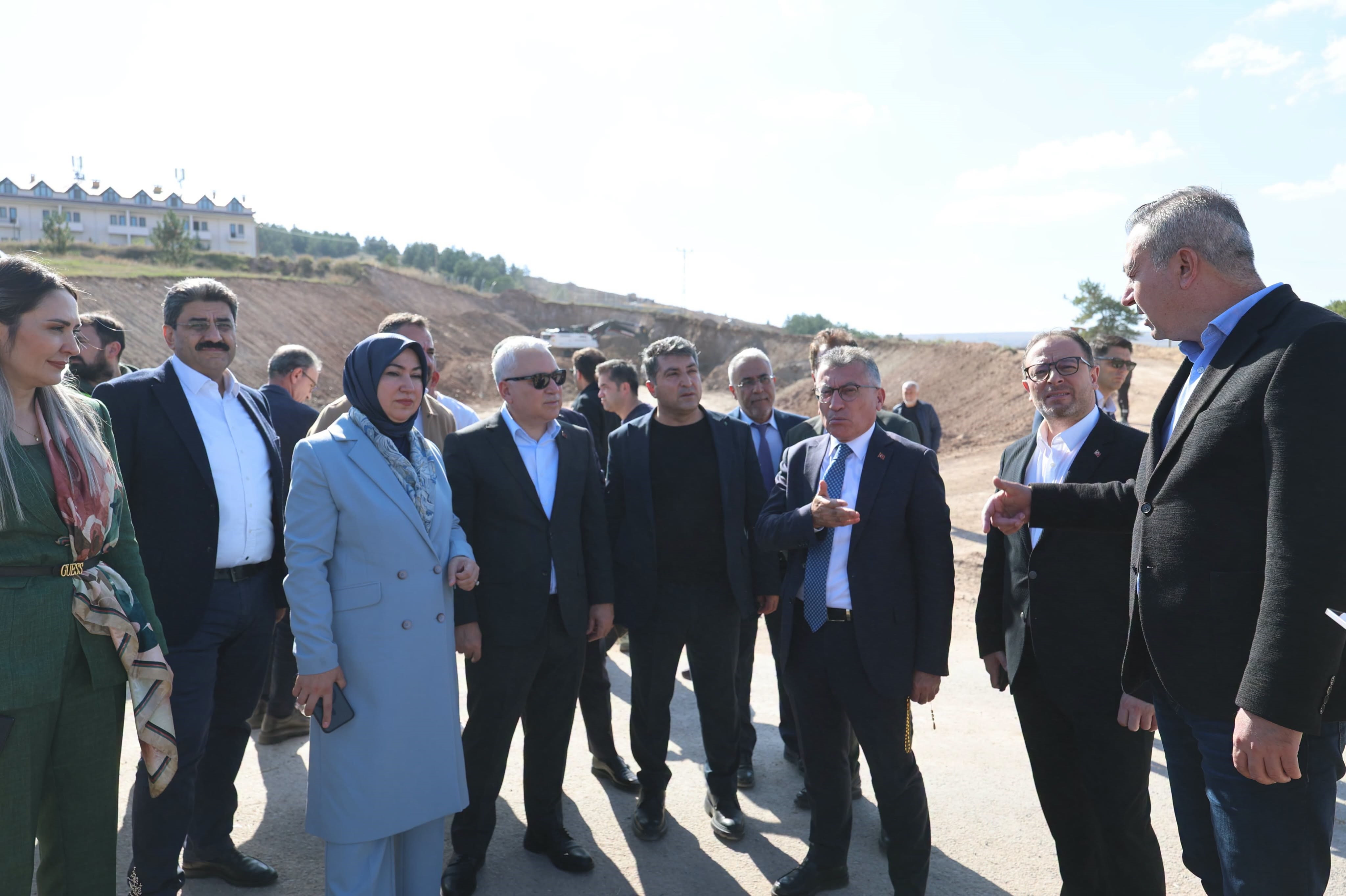 Güler, Sivas’ta yeni hastane yolunu inceledi