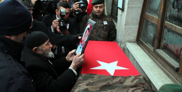 Sivas Şehidini Uğurladı