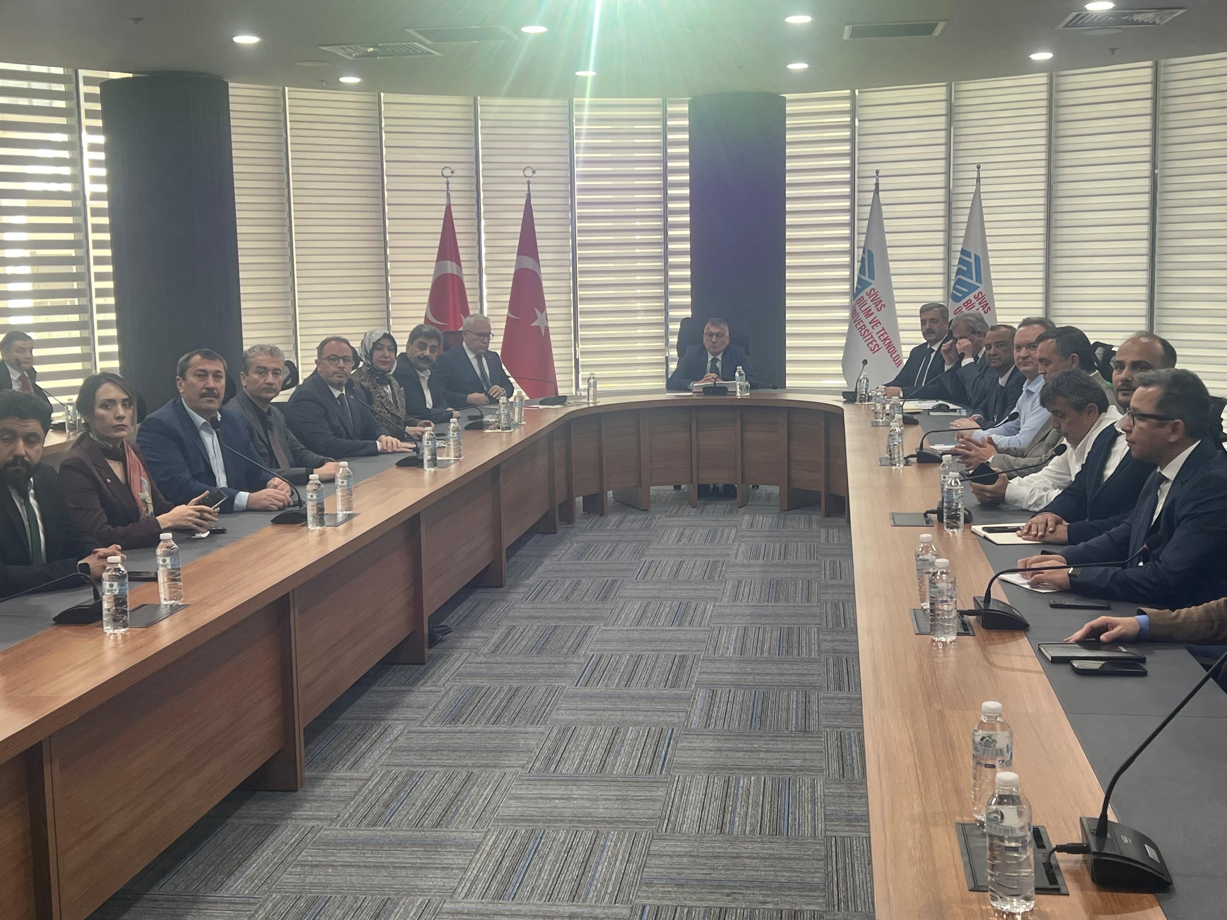 Abdullah Güler, SBTÜ senatosuna katıldı