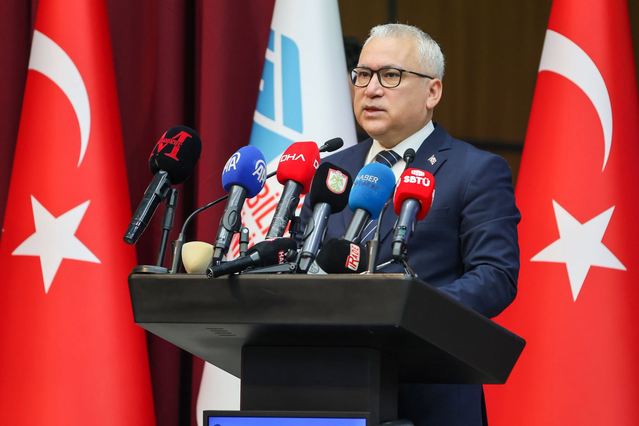Vali Yılmaz Şimşek: "SBTÜ hem şehrimizin hem de ülkemizin bilimsel gelişimine katkı sunuyor"