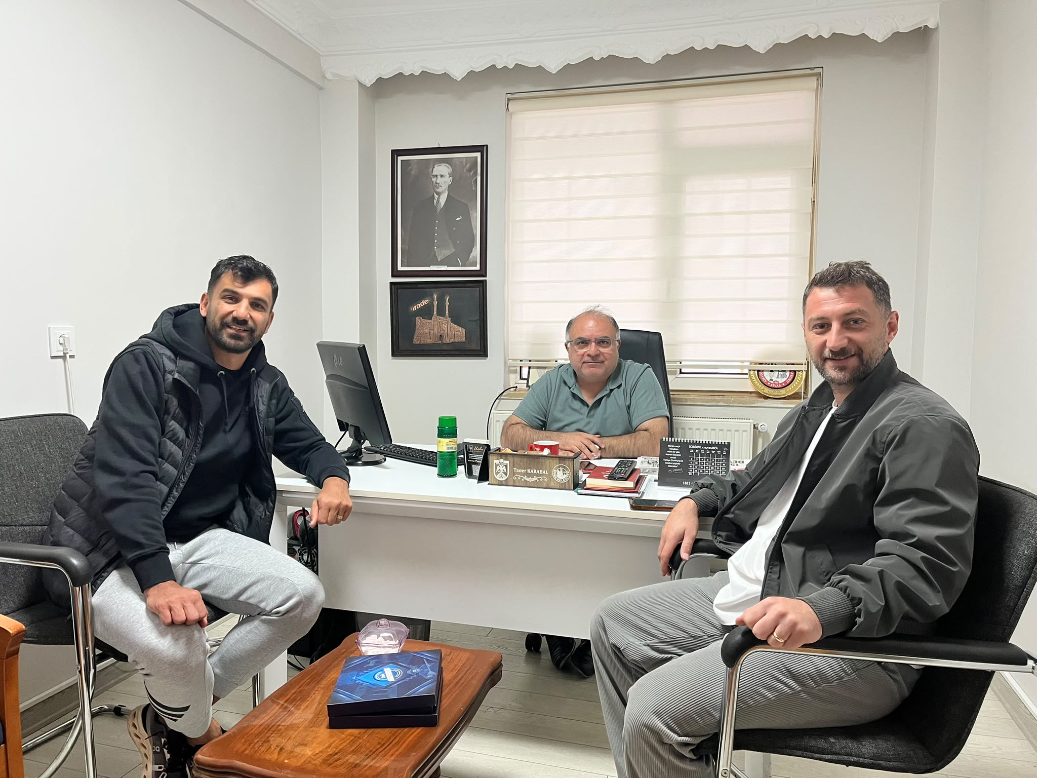 Sivas Belediyespor'un eski kaptanlarından İrade Gazetesi'ne ziyaret