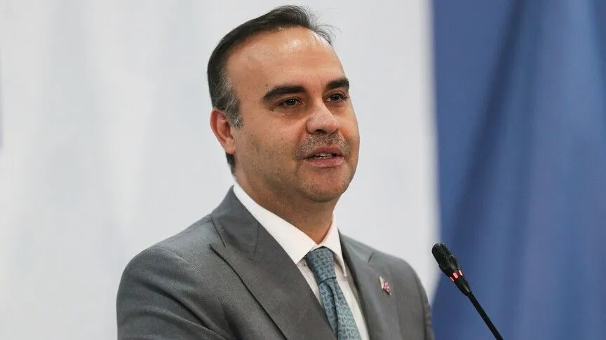 Bakan Kacır, TÜRKPATENT'in ücret tarifesine ilişkin düzenlemeyi değerlendirdi