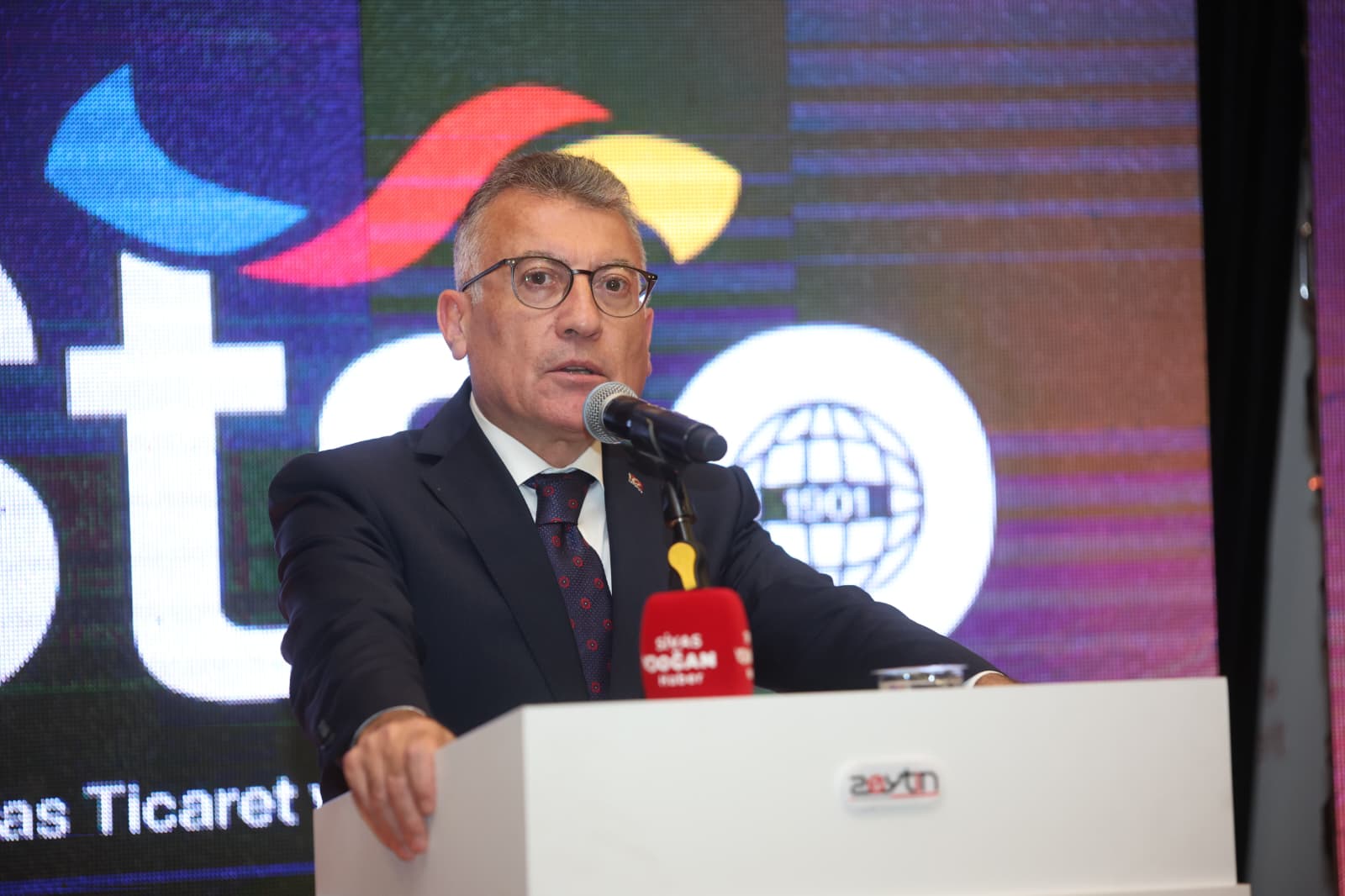 Güler’den Sivaslı iş insanlarına mesaj:  “Her zaman yanınızdayım!”