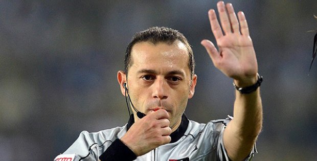 Dev Maç Cüneyt Çakır´ın