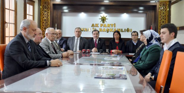 Ak Parti´den Bayırbucak Türkmenlerine Yardım