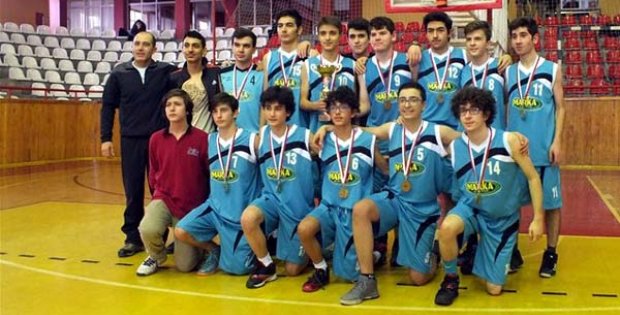 Basketbolda Şampiyon Fen Lisesi Oldu