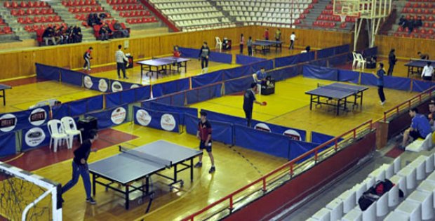 Masa Tenisinde Ferdi Maçlar Yapıldı