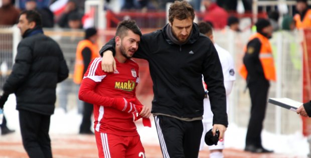 Beykan´a Bir Maaş Ceza!