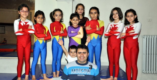 Sivaslı Cimnastikçiler Mersin´de