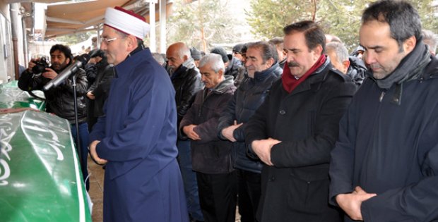 Çağlayan´ın Annesi Vefat Etti