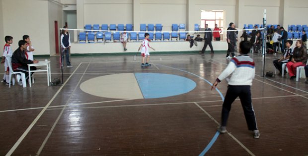 Badmintonda sıra küçüklerin