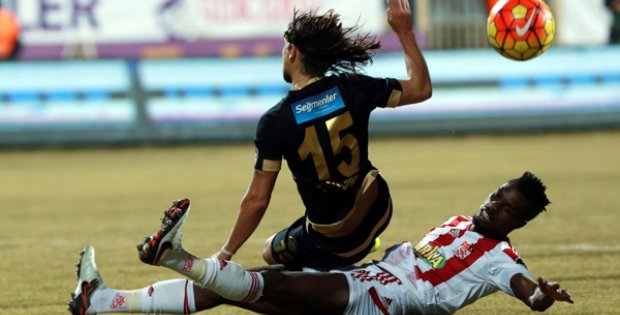 SİVAS´A OSMANLI TOKADI: 4-0 - Okan Buruk İSTİFA!